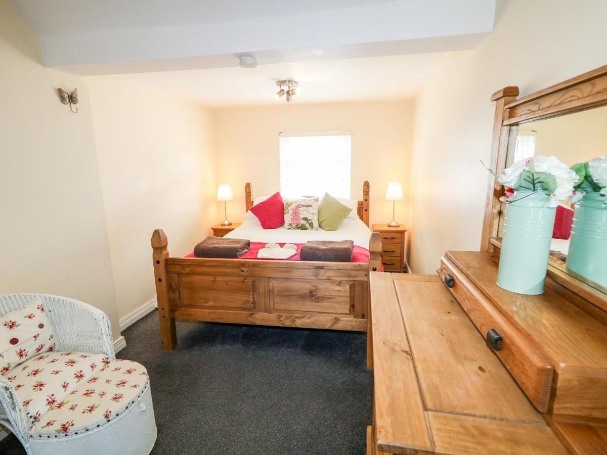 Holiday home Whispering Willows - The Bungalow Craigtown