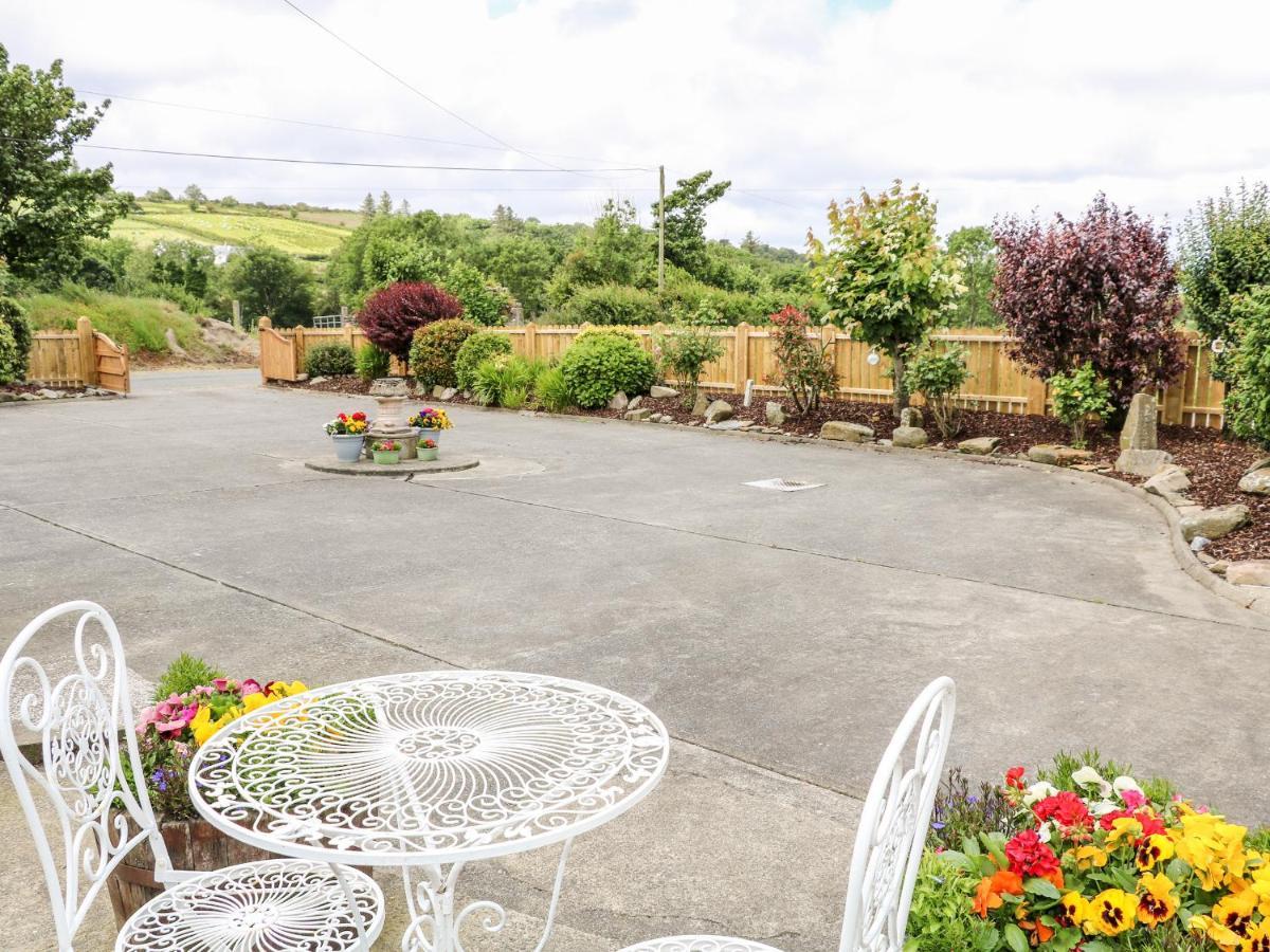 Whispering Willows - The Bungalow * Craigtown
