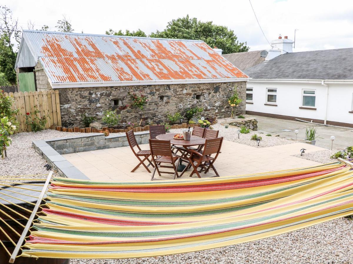Whispering Willows - The Bungalow * Craigtown